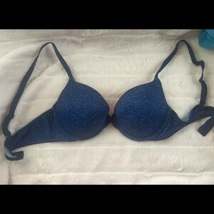 Pink Victoria’s Secret wear everywhere push up 36 B